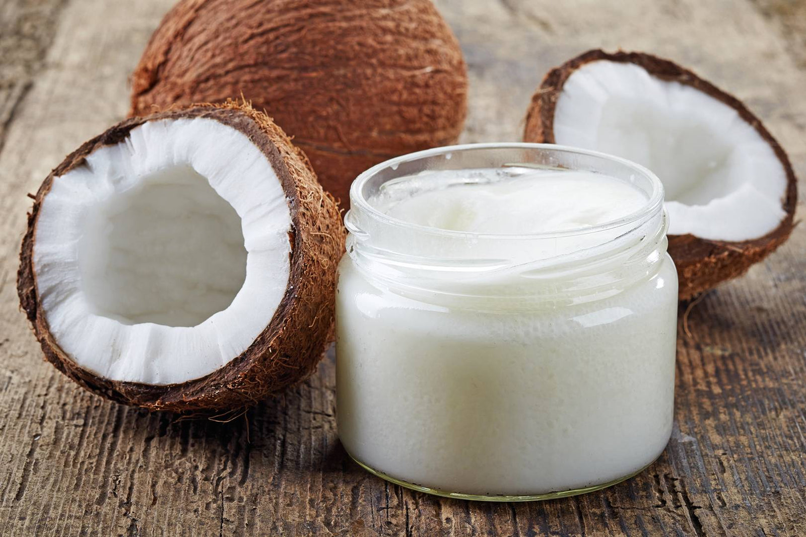 Unlocking Coconut Oil’s Full Potential for Skin and Beyond - Hyaluxe Body