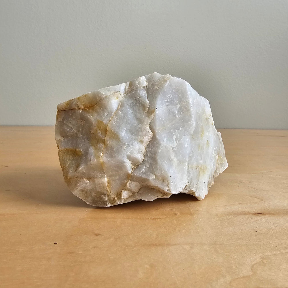 1.8lb Raw Milky Quartz Stone - Hyaluxe Body