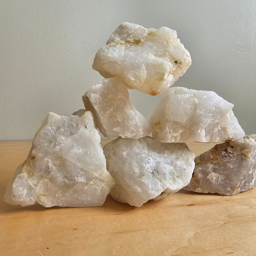 5 pieces of Raw White Quartz Stones 4 - 6 inches - Hyaluxe Body