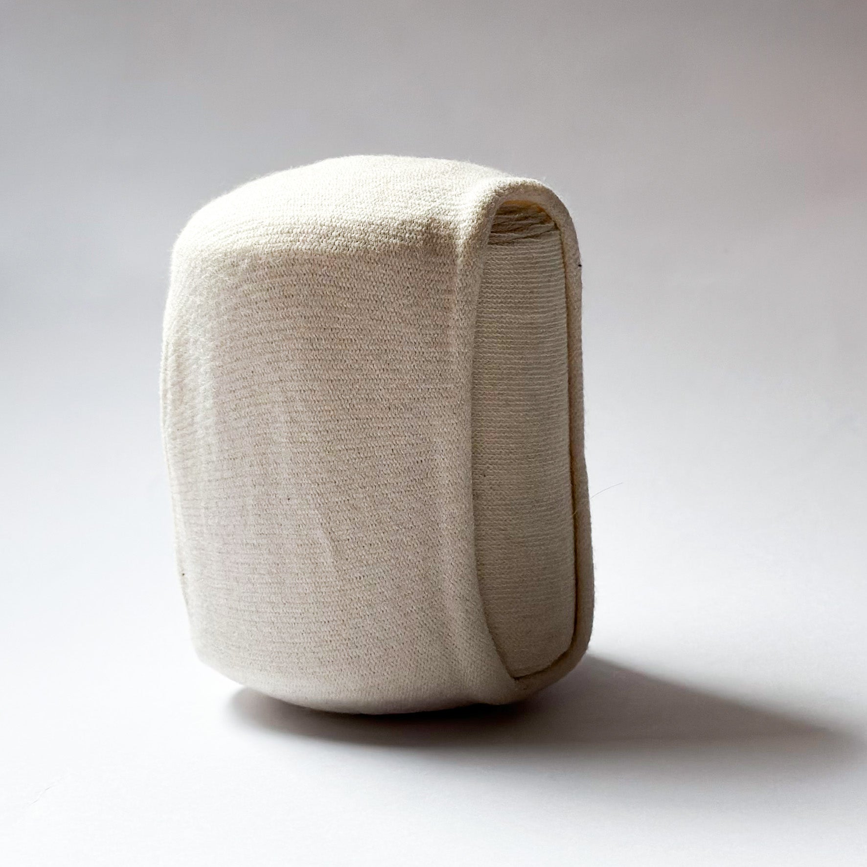Hyaluxe Cotton Hypoallergenic Wrap detail