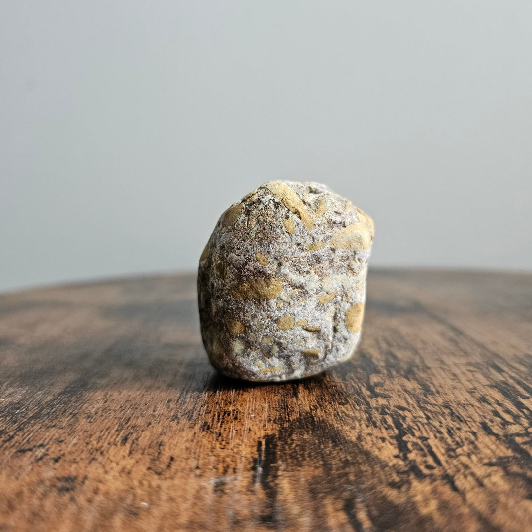 Yellow Speckled Riverstone - Hyaluxe Body